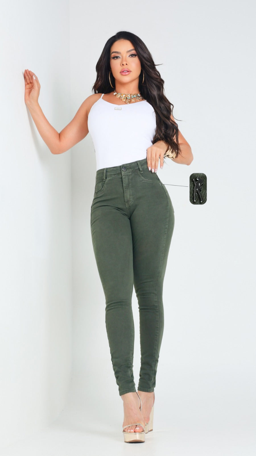 Calça Skinny Miller Verde Militar com lycra